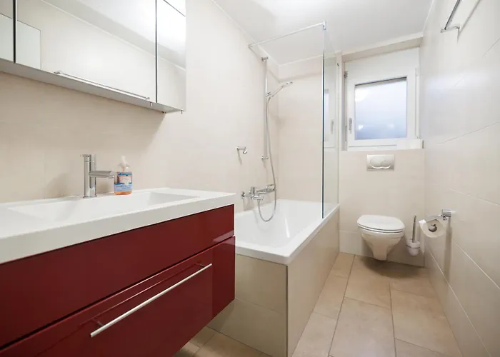 Everest Apartman *