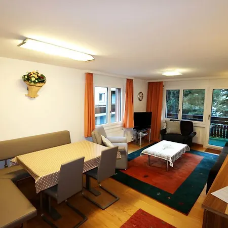 Everest Apartment *